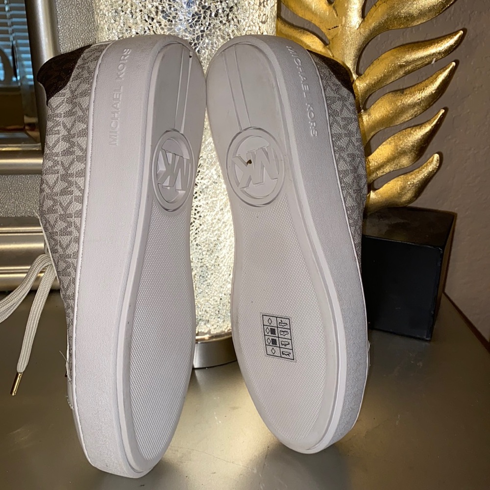 Micheal Kors shoes